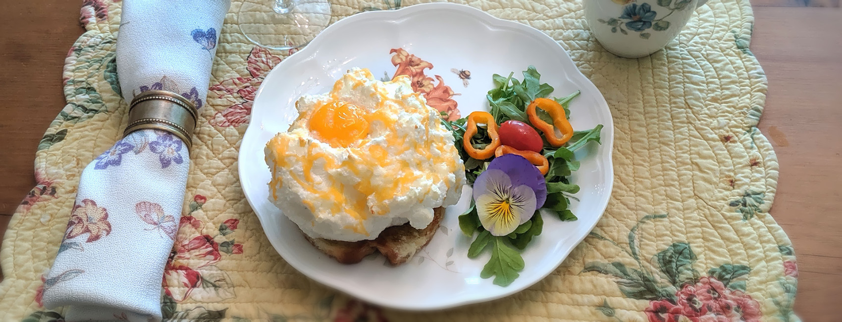 Puffed eggs breakfast