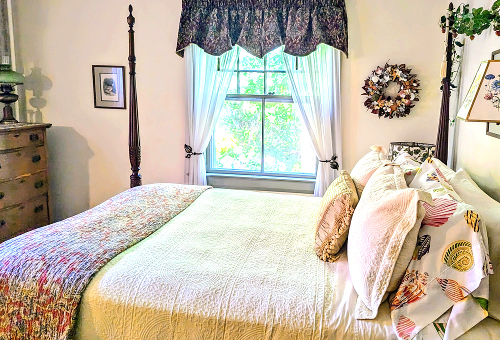 Garden Room Bed